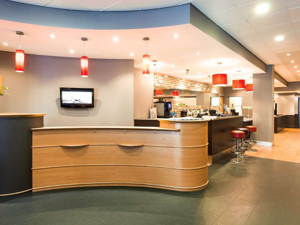 Ibis Leeds Centre Marlborough Street Hotel Restaurant photo